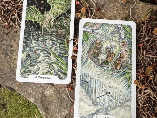 Smoke, Ash and Embers Tarot (Volume 2.1)